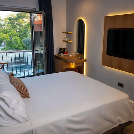 Zena Adults Only מלון