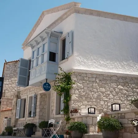 Zena Adults Only * Alacati